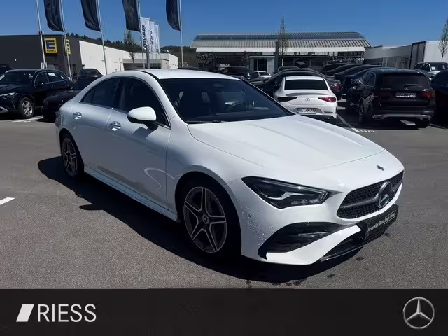 Mercedes-Benz CLA 200 d AMG Sport Navi LED Keyless W-Paket 18 CLA 200 - Bild 9