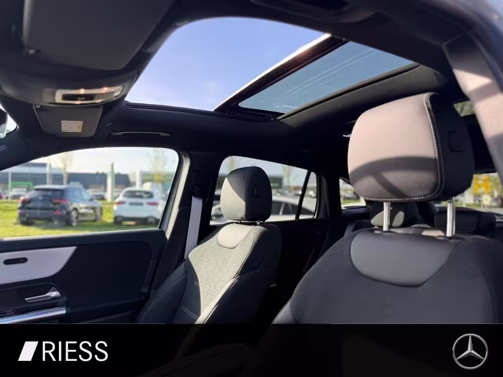 Mercedes-Benz GLA 200 d 4M AMG Sport Night Pano AHK Keyless 360 GLA 200 - Bild 16