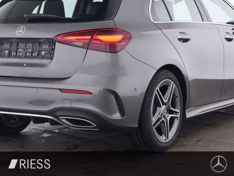 Mercedes-Benz A 200 d AMG Sport LED Pano W-Paket Kamera18 A 200 - Bild 5