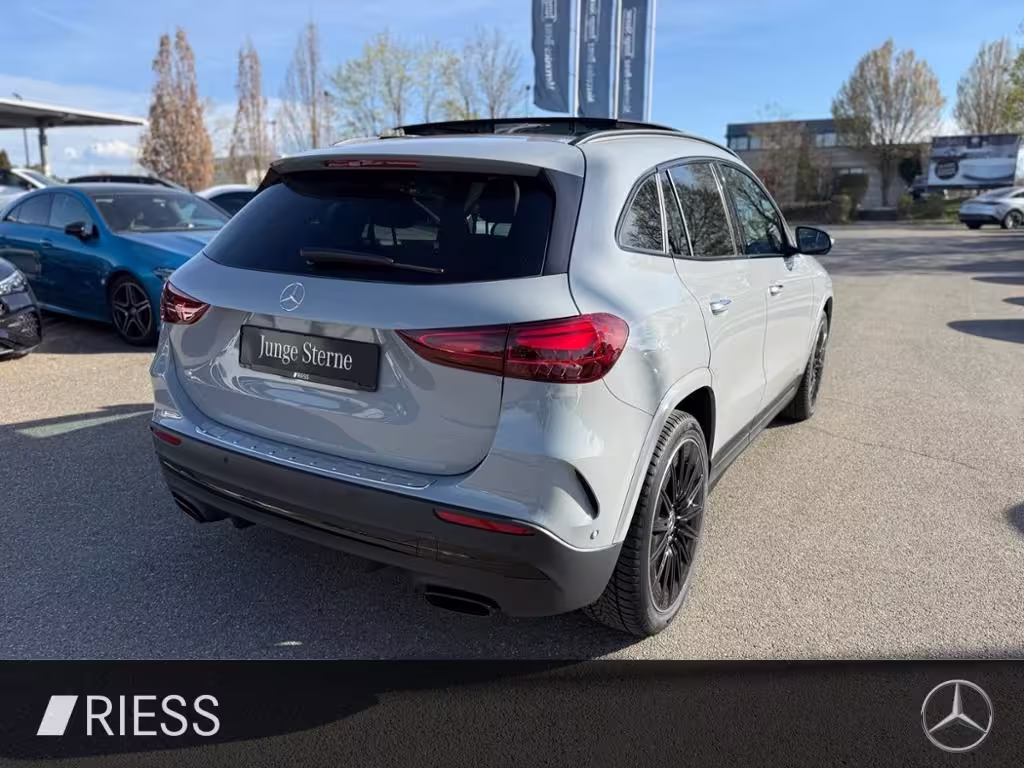 Mercedes-Benz GLA 200 AMG Sport Night Distr Pano AHK 20 GLA 200 - Bild 10