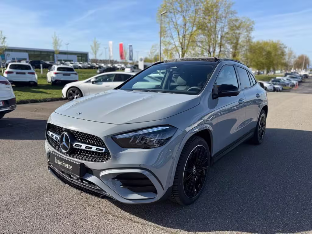 Mercedes-Benz GLA 200 AMG Sport Night Distr Pano AHK 20 GLA 200 - Bild 2