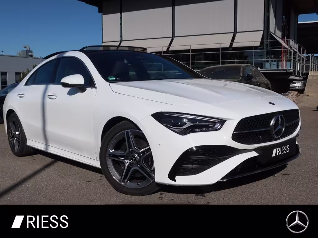 Mercedes-Benz CLA 200 d Coupé AMG PANO KEYL AMBI KAM LED