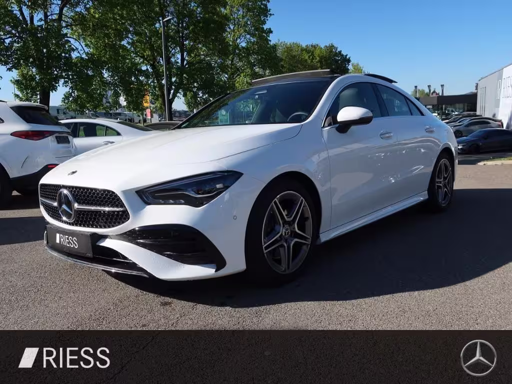 Mercedes-Benz CLA 200 d Coupé AMG PANO KEYL AMBI KAM LED CLA 200 - Bild 3