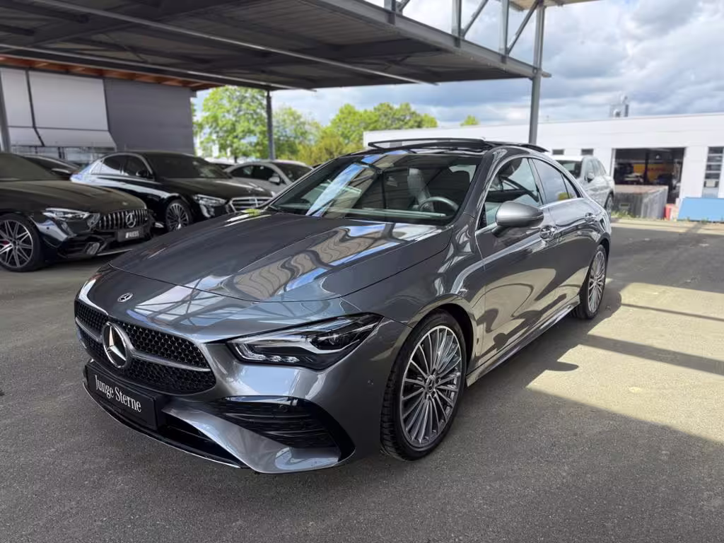 Mercedes-Benz CLA 200 d Coupé AMG PANO KEYL AMBI KAM 19 ZOLL CLA 200 - Bild 2