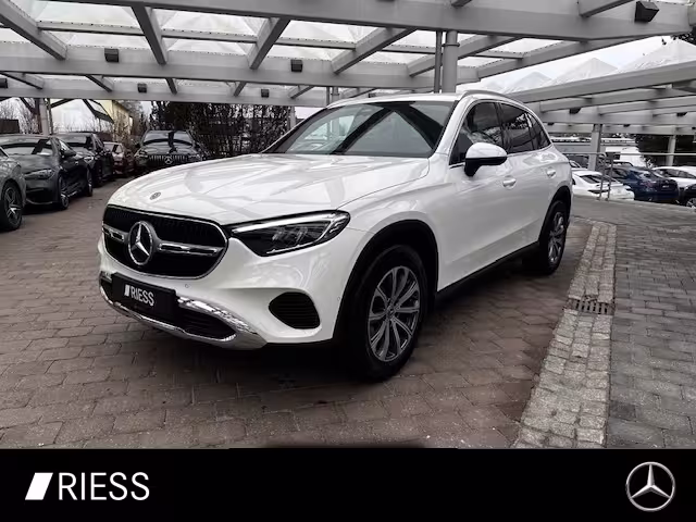 Mercedes-Benz GLC 200 4M Avantgarde Navi LED AHK MBUX 18