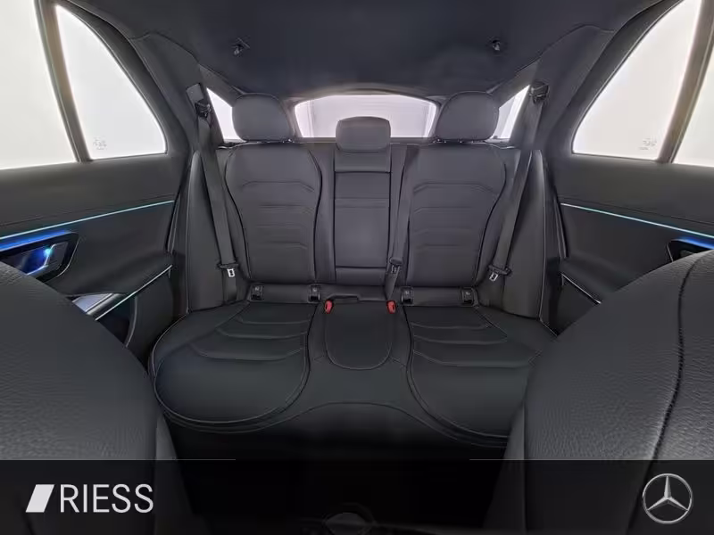 Mercedes-Benz E 300 T e AMG Sport Night Distr Pano AHK Super Airm E 300 - Bild 8