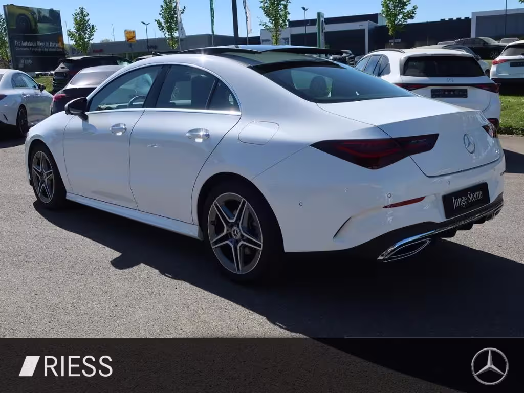 Mercedes-Benz CLA 200 d Coupé AMG PANO KEYL AMBI 360° MULTIB CLA 200 - Bild 11