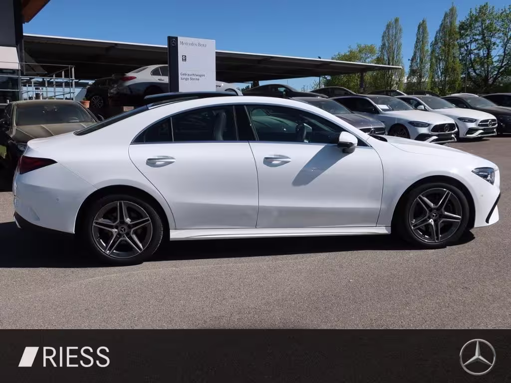 Mercedes-Benz CLA 200 d Coupé AMG PANO KEYL AMBI 360° MULTIB CLA 200 - Bild 14