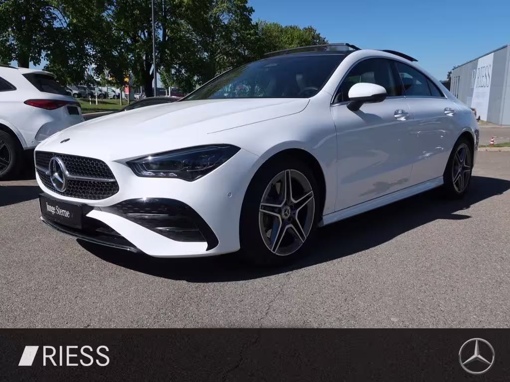 Mercedes-Benz CLA 200 d Coupé AMG PANO KEYL AMBI 360° MULTIB CLA 200 - Bild 3