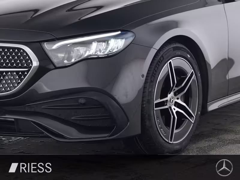 Mercedes-Benz E 220 d Lim AMG Sport Night Distr Pano Keyless 19 E 220 - Bild 4