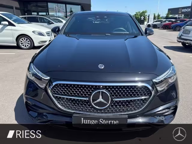 Mercedes-Benz E 450 4M Lim AMG Sport Night Distr Pano 360 19 E 450 - Bild 3