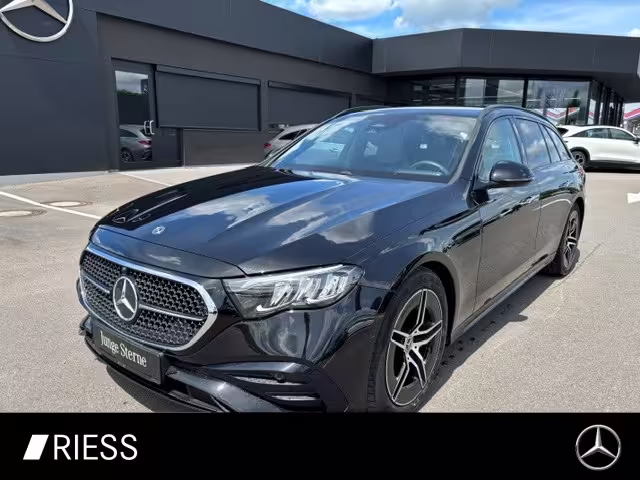 Mercedes-Benz E 220 d T AMG Sport Night Distr Pano AHK 19