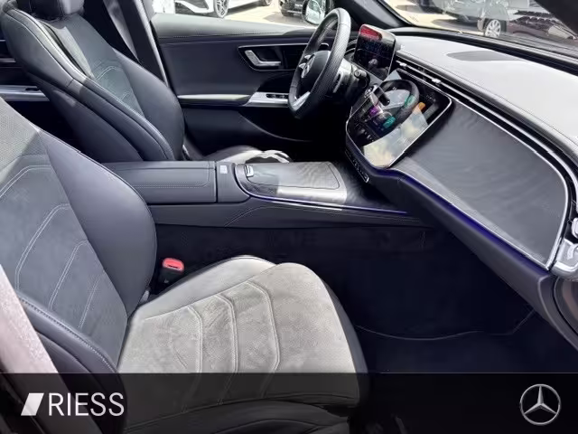 Mercedes-Benz E 220 d T AMG Sport Night Distr Pano AHK 19 E 220 - Bild 10