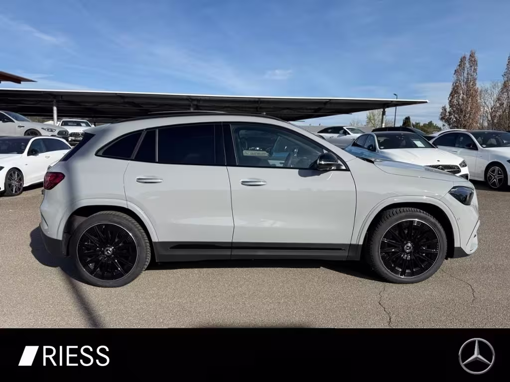 Mercedes-Benz GLA 200 d 4M AMG Sport Night Pano AHK Keyless 20 GLA 200 - Bild 11