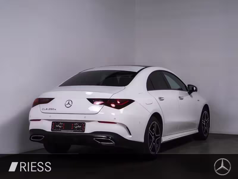 Mercedes-Benz CLA 250 e AMG Sport Night Distr Pano AHK 19 CLA 250 - Bild 3