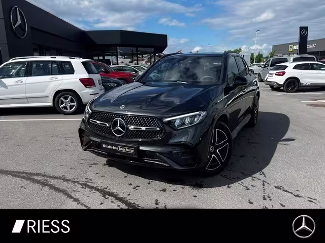 Mercedes-Benz GLC 220 d 4M AMG Sport Night Distr PANO AHK 360 19