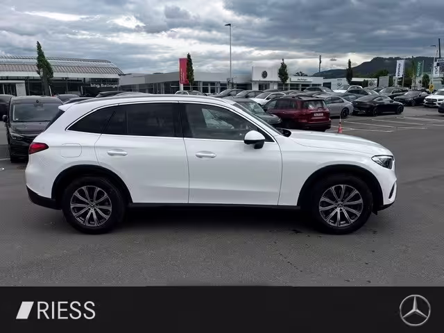 Mercedes-Benz GLC 200 4M Avantgarde Navi LED AHK Keyless 18 GLC 200 - Bild 9