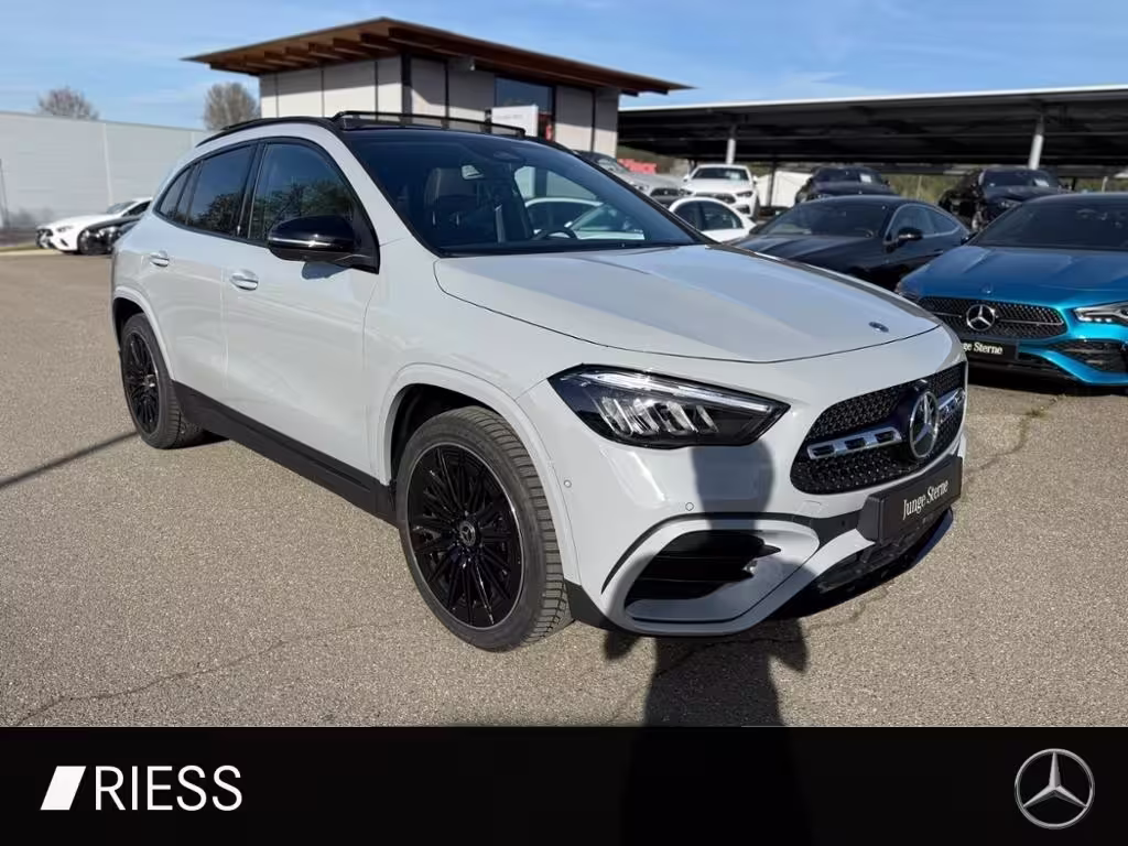 Mercedes-Benz GLA 200 AMG Sport Night Distr Pano AHK Keyless 20 GLA 200 - Bild 12