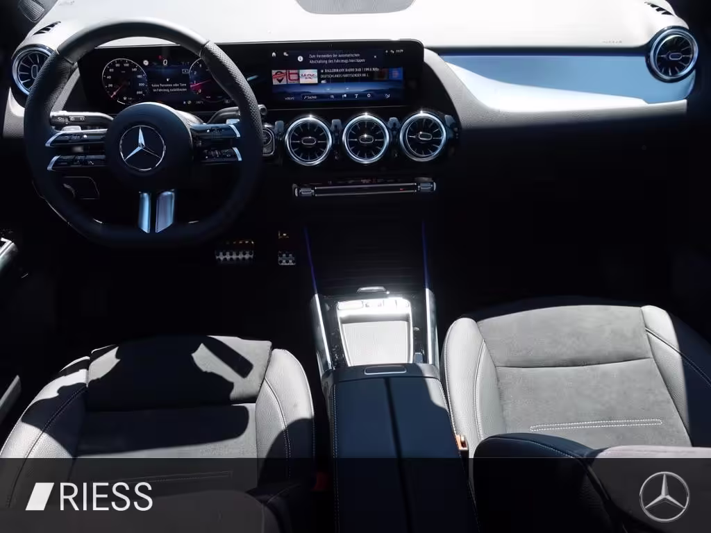 Mercedes-Benz GLA 200 AMG Sport Night Distr Pano AHK Keyless 20 GLA 200 - Bild 10