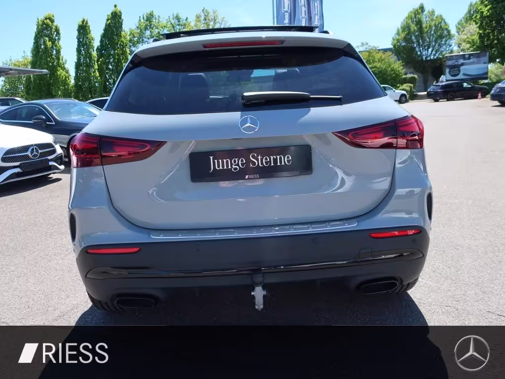 Mercedes-Benz GLA 200 AMG Sport Night Distr Pano AHK Keyless 20 GLA 200 - Bild 13