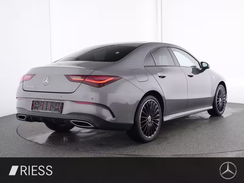 Mercedes-Benz CLA 250 e AMG Sport Night Distr Pano Burmes 19 CLA 250 - Bild 3
