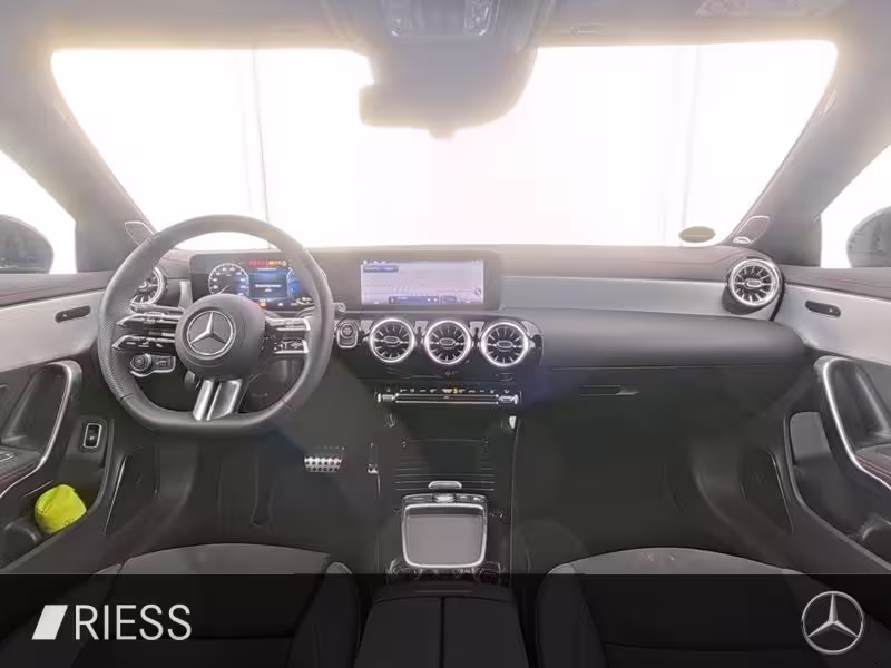 Mercedes-Benz CLA 250 e AMG Sport Night Distr Pano Burmes 19 CLA 250 - Bild 7