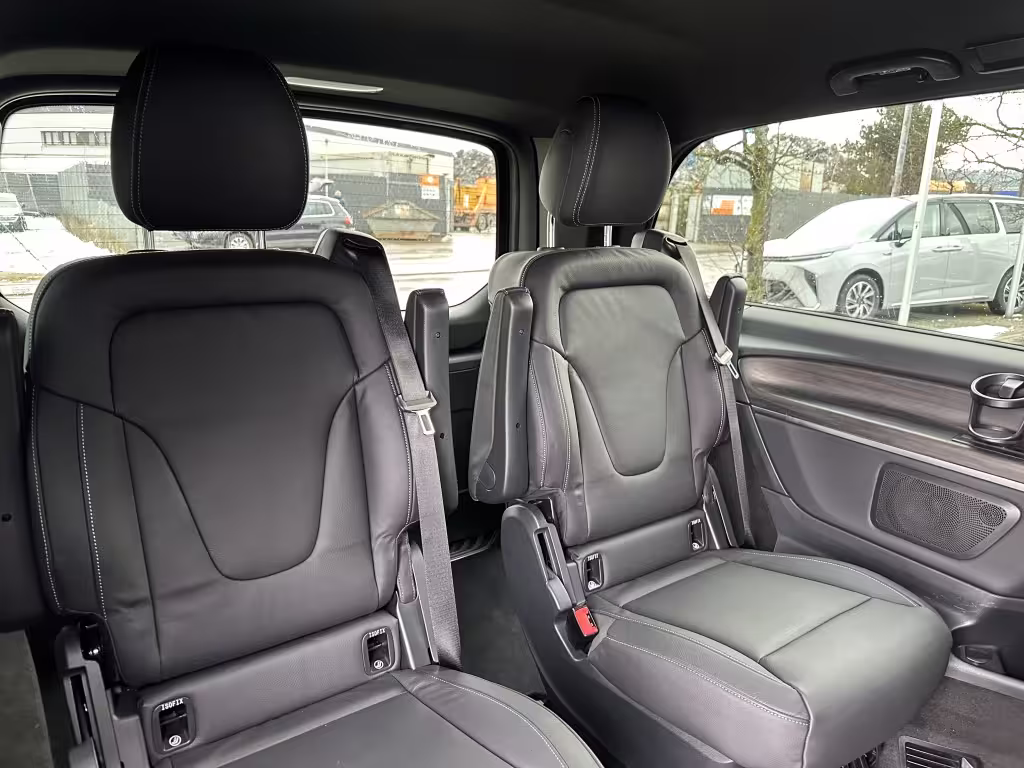 Mercedes-Benz V 250 d AVANTGARDE/NEUESMODELL/MBUX/LENKRADHEIZ/DISTRONIC/360°/AHK2,5t/ELEKT.TÜREN/ V 250 - Bild 9