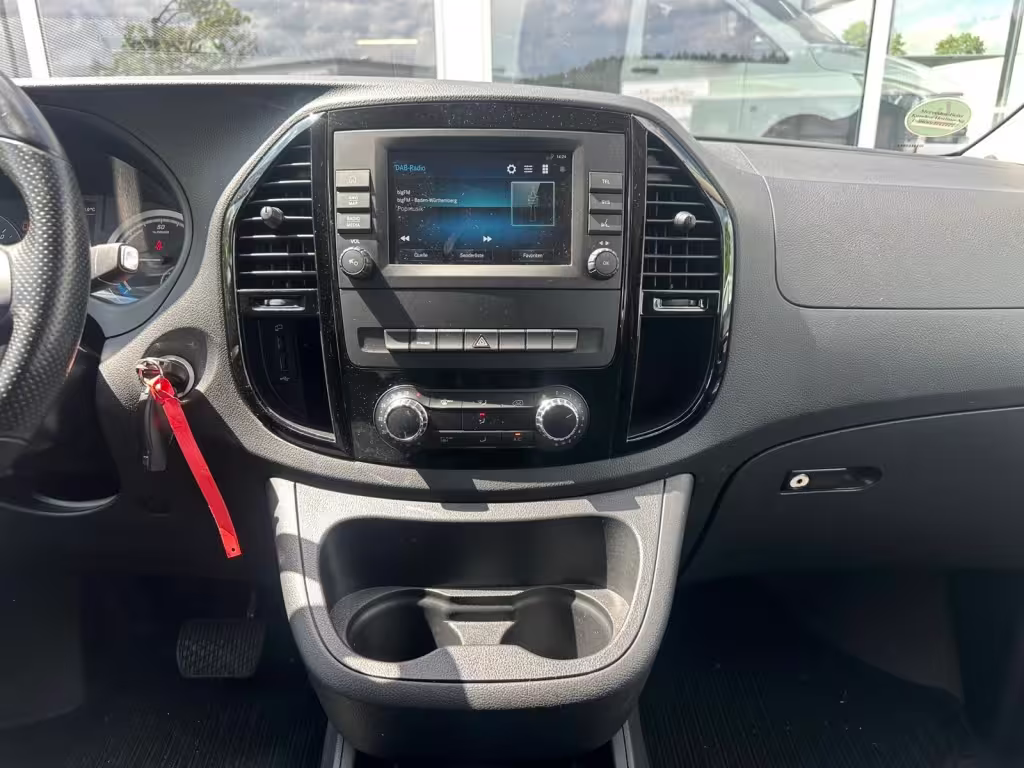 Mercedes-Benz eVito 129 Tourer PRO Lang/90kWh/NAVI/KAMERA/LED(ILS)/PDC/ eVito - Bild 11