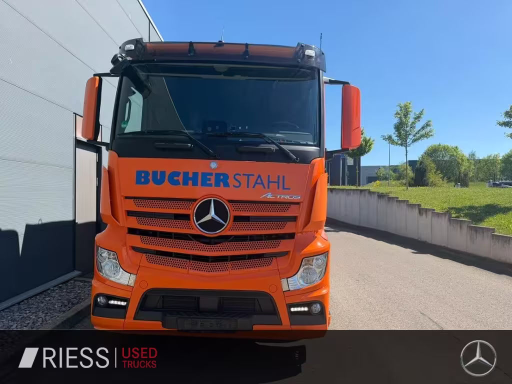 Mercedes-Benz Mercedes Benz 3 Achser 6x2 ACC AHK AUT LM SpurH ANDERE - Bild 3