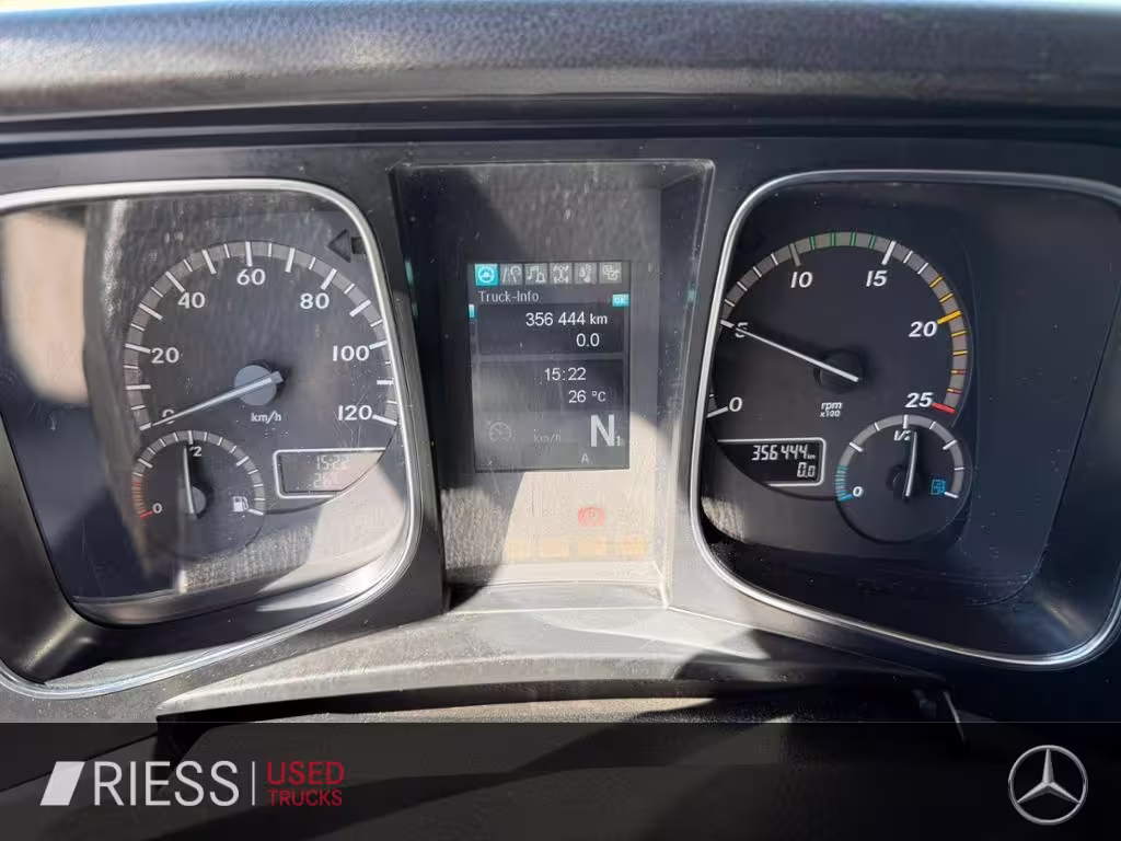 Mercedes-Benz Mercedes Benz 3 Achser 6x2 ACC AHK AUT LM Luft ANDERE - Bild 13