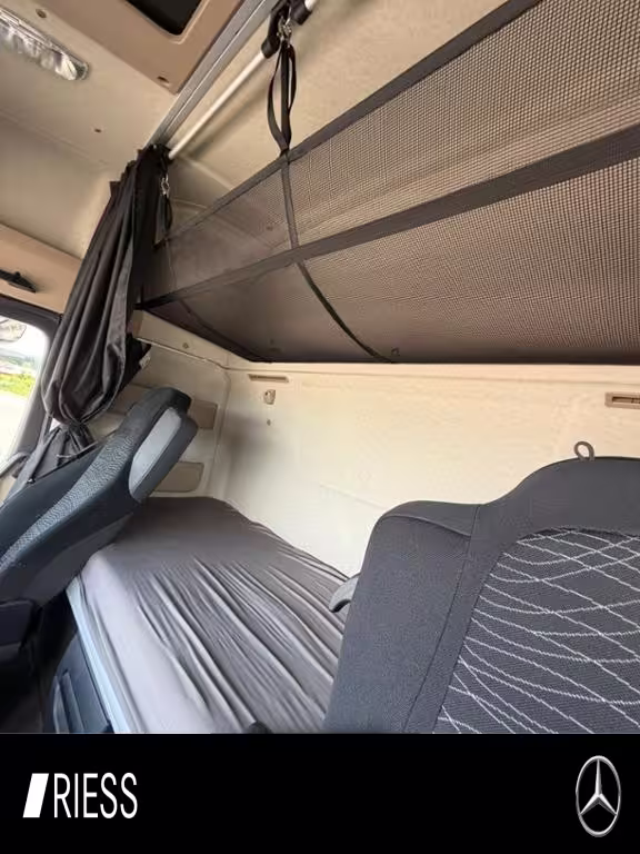 Mercedes-Benz Actros 2551 LL 6x2 Abrollkipper AUT LM SpurH