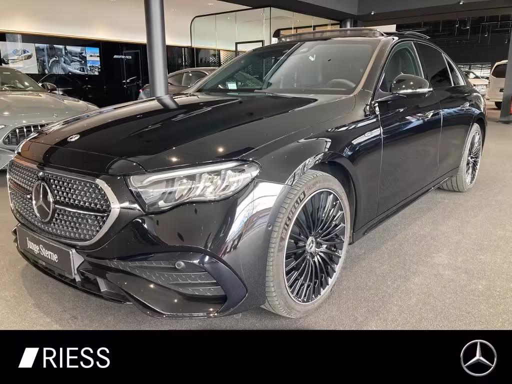 Mercedes-Benz E 300 de AMG PANO AHK  DISTRONIC KEYLESS