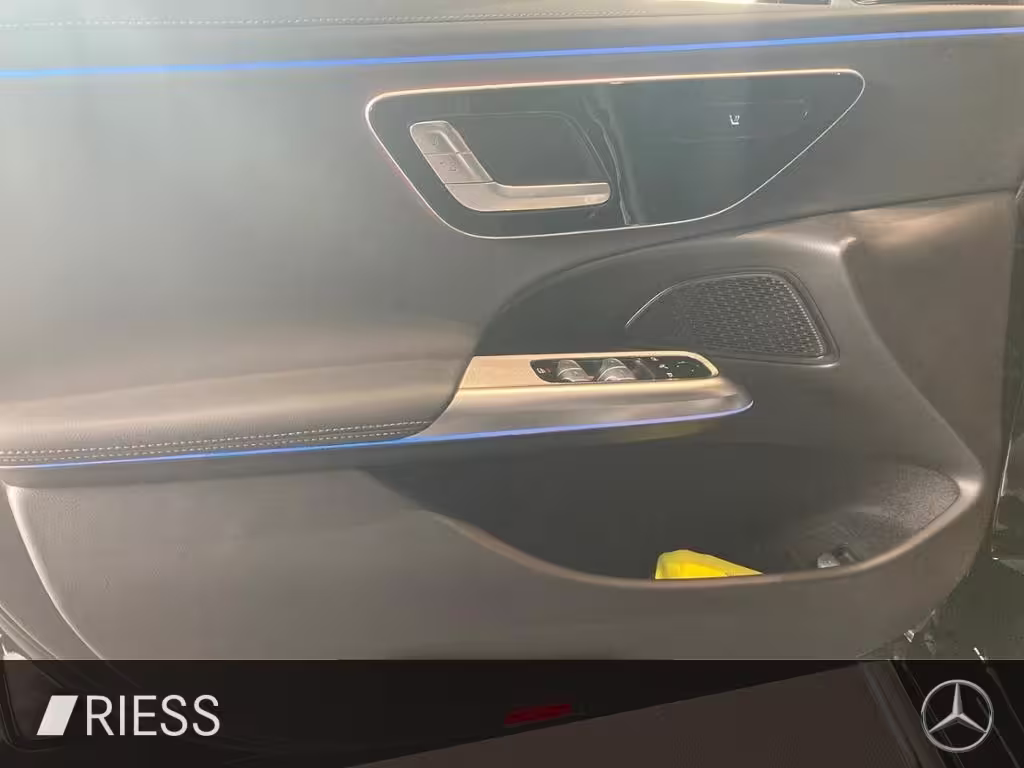 Mercedes-Benz E 300 de AMG PANO AHK  DISTRONIC KEYLESS E 300 - Bild 16