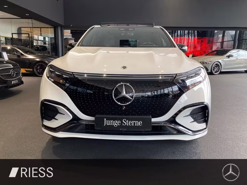 Mercedes-Benz EQS 450 4M SUV AMG PANO AHK AIRMATIC NIGHT MEMOR EQS SUV - Bild 3