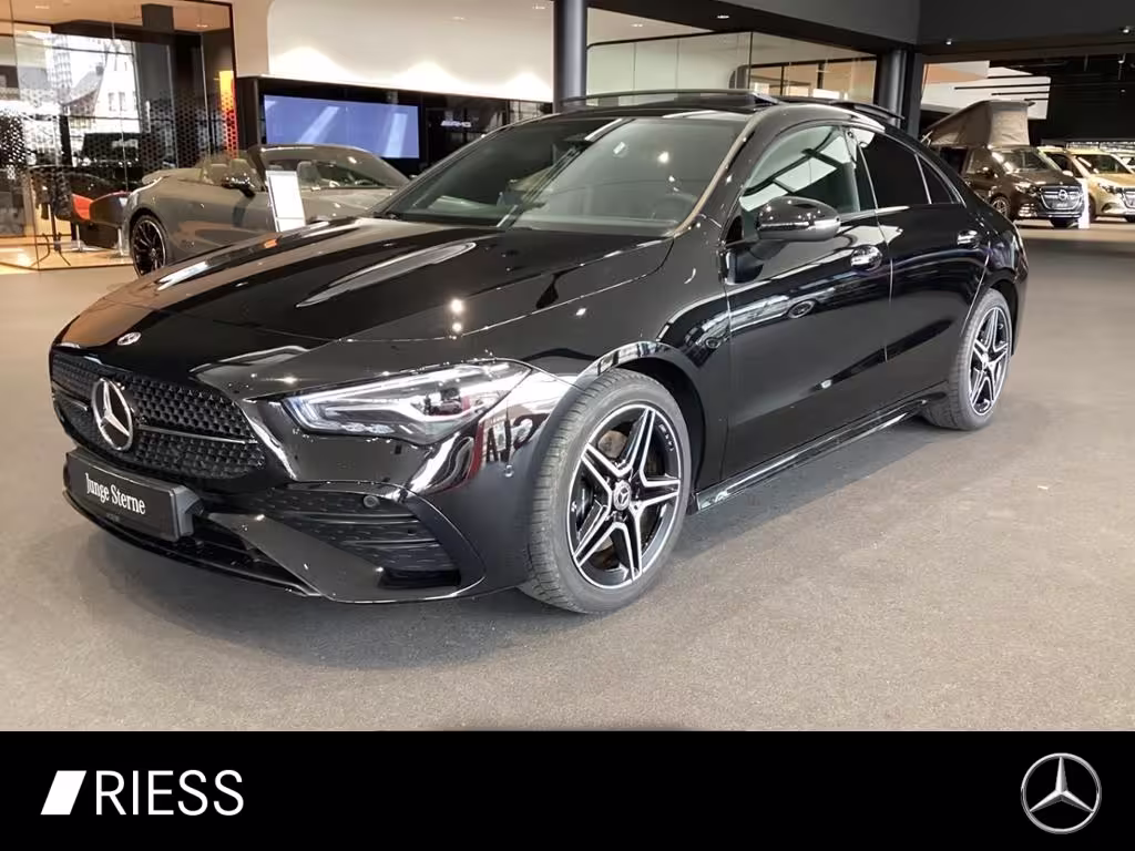 Mercedes-Benz CLA 200  AMG+LED+PANO+Distronic+Night+Ambiente++