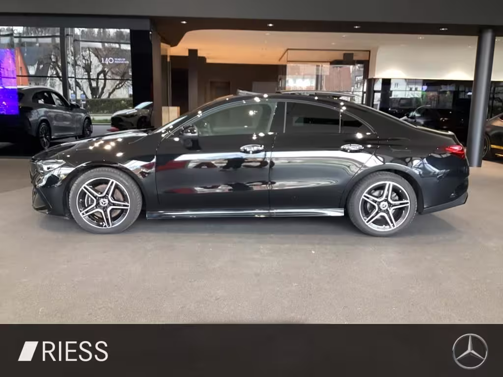 Mercedes-Benz CLA 200  AMG+LED+PANO+Distronic+Night+Ambiente++ CLA 200 - Bild 4