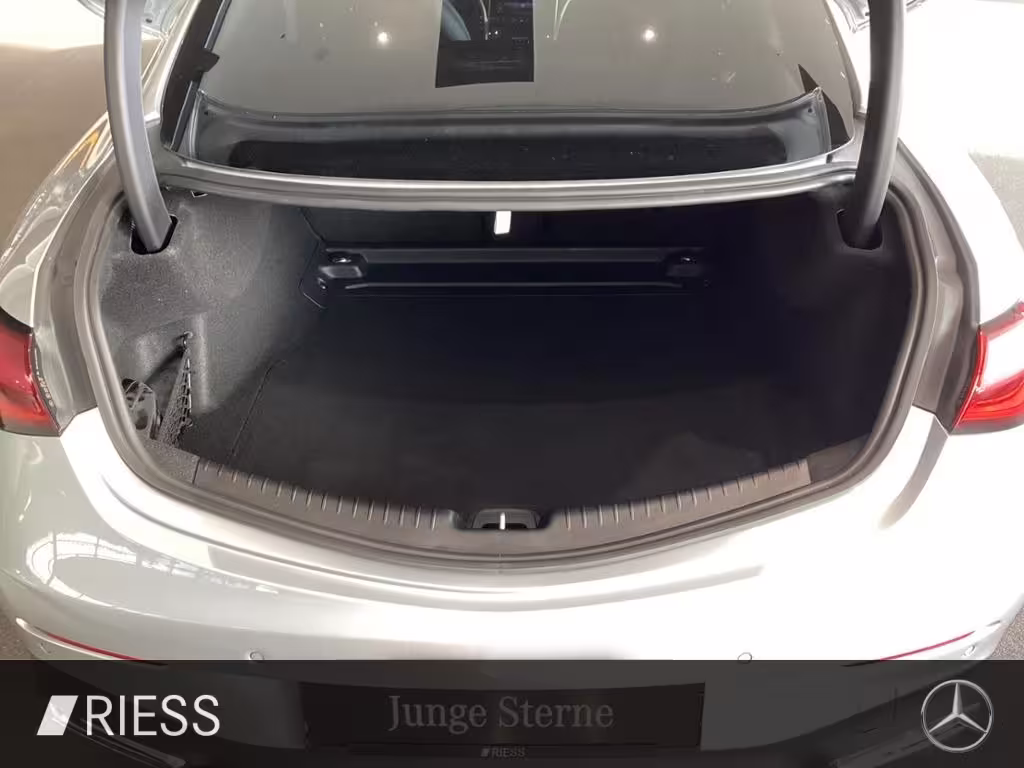 Mercedes-Benz CLE 300 4M  AMG+Distronic+LED+Memory+Night+360°+ CLE 300 - Bild 13