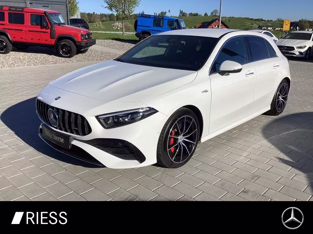 Mercedes-Benz A 35 AMG 4M Multib. LED Navi PDC Kamera Keyless