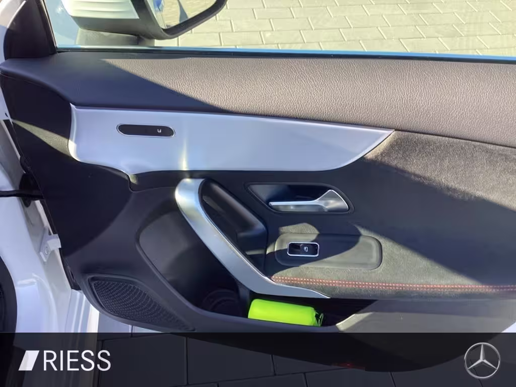 Mercedes-Benz A 35 AMG 4M Multib. LED Navi PDC Kamera Keyless A 35 AMG - Bild 18