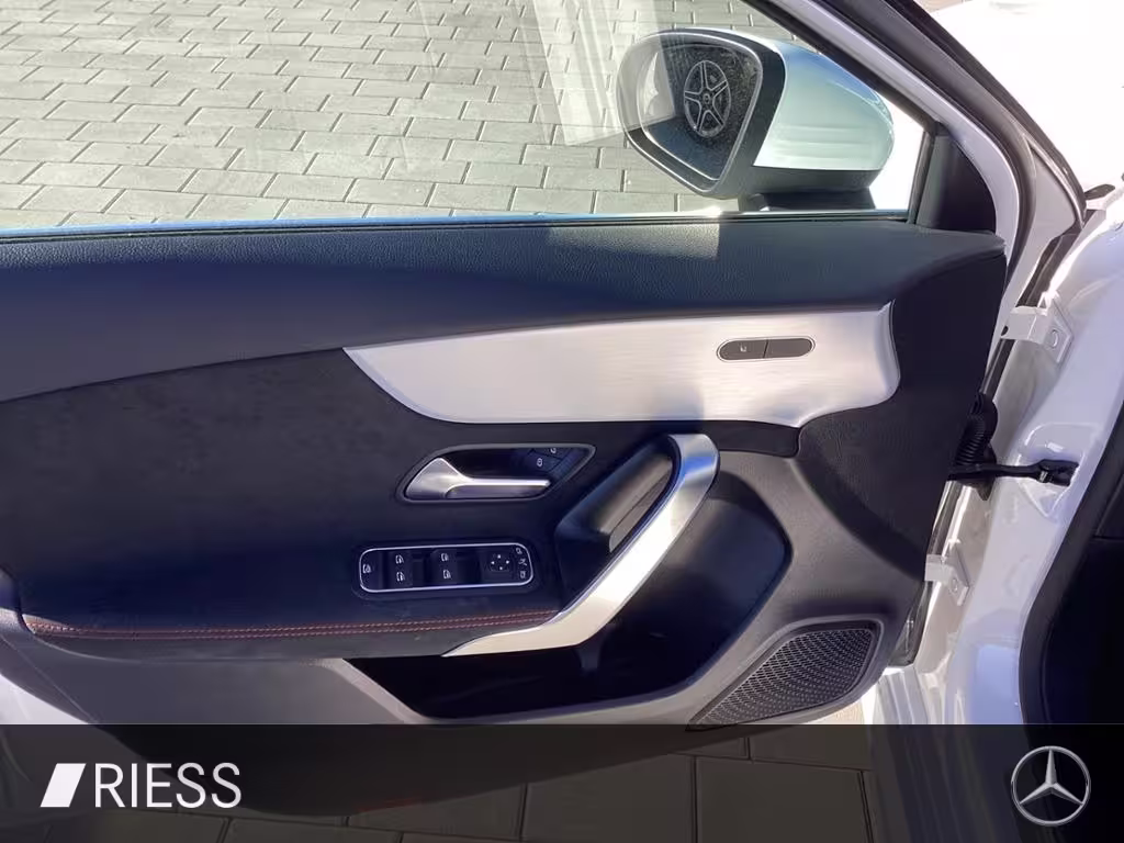 Mercedes-Benz A 35 AMG 4M Multib. LED Navi PDC Kamera Keyless A 35 AMG - Bild 6