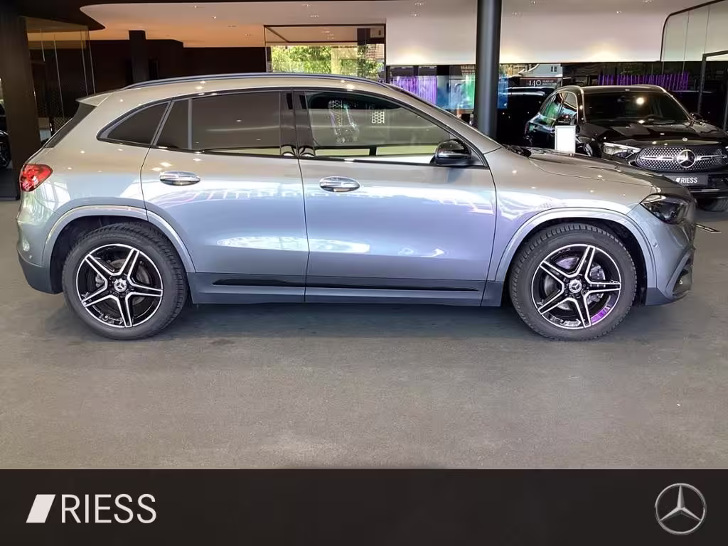 Mercedes-Benz GLA 200 d AMG AHK DISTRO NIGHT KEYLESS AMBI RFK GLA 200 - Bild 15