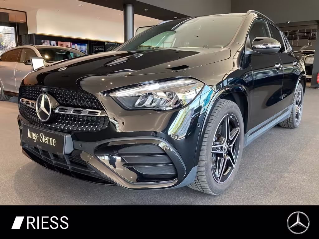 Mercedes-Benz GLA 200 d AMG+AHK+Distronic+LED+Night+Ambiente++