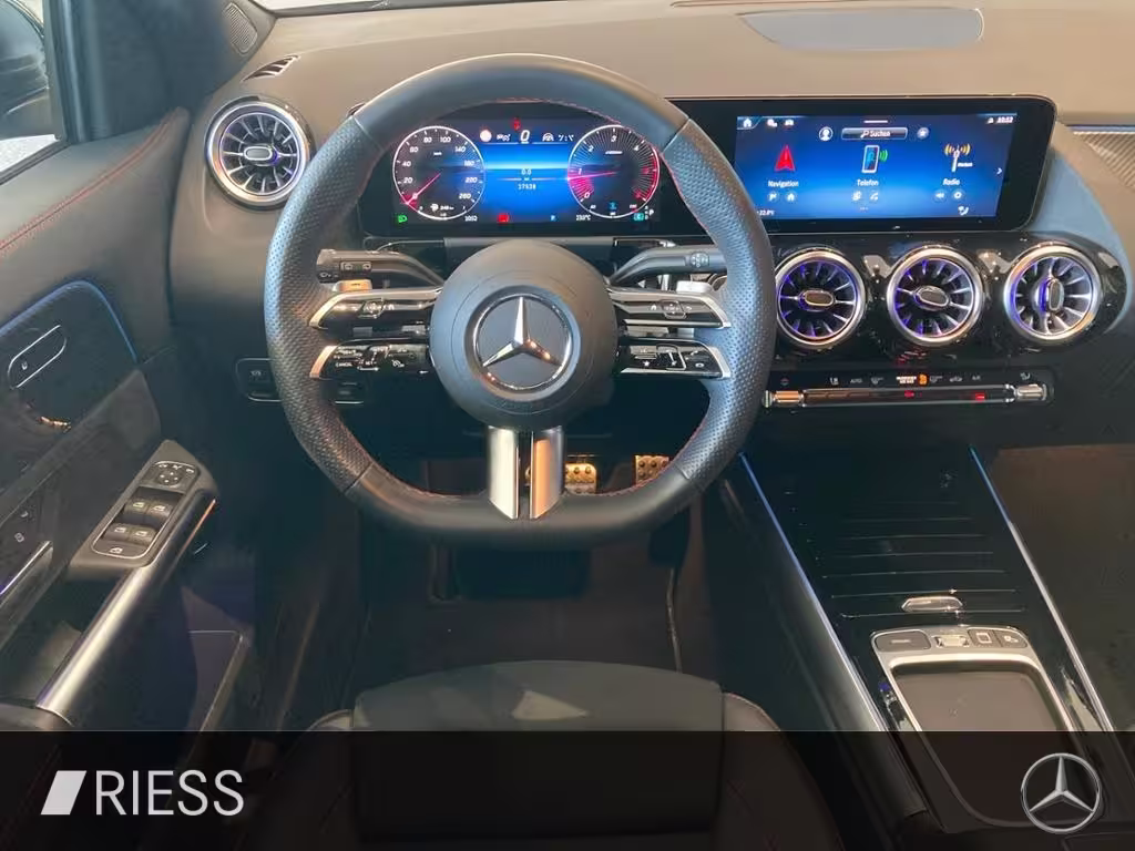 Mercedes-Benz GLA 200 d AMG+AHK+Distronic+LED+Night+Ambiente++ GLA 200 - Bild 11