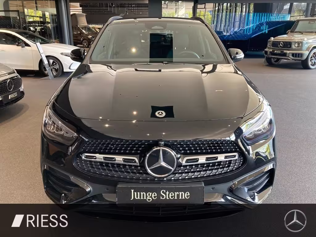 Mercedes-Benz GLA 200 d AMG+AHK+Distronic+LED+Night+Ambiente++ GLA 200 - Bild 3