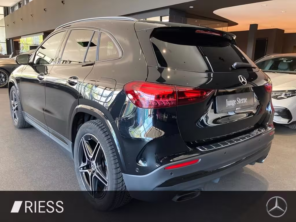 Mercedes-Benz GLA 200 d AMG+AHK+Distronic+LED+Night+Ambiente++ GLA 200 - Bild 5