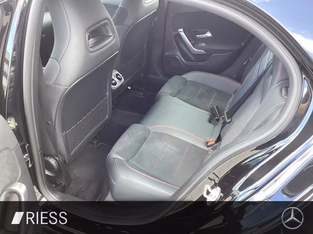 Mercedes-Benz A 200 AMG Distr. AHK Navi PDC Kamera Diebstahl. A 200 - Bild 13
