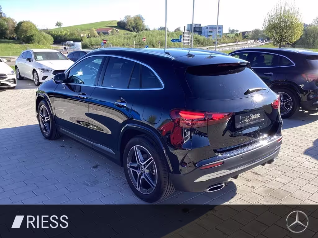 Mercedes-Benz GLA 200 d AMG Distr. Multib. AHK Navi Kamera PDC GLA 200 - Bild 14