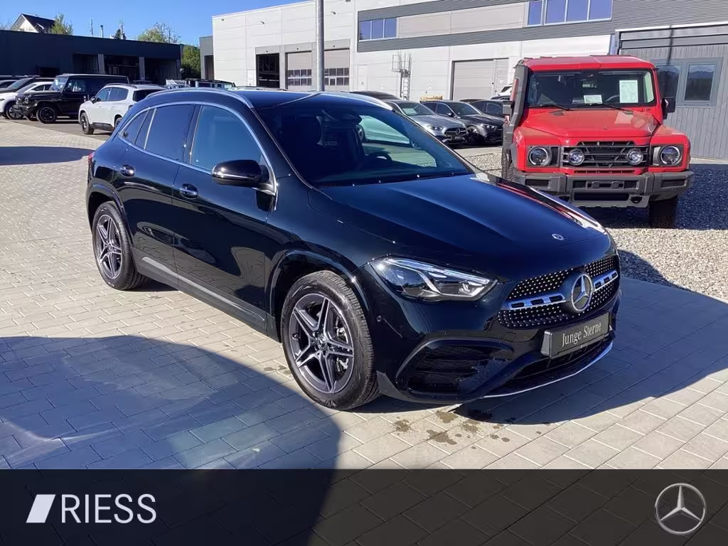 Mercedes-Benz GLA 200 d AMG Distr. Multib. AHK Navi Kamera PDC GLA 200 - Bild 4