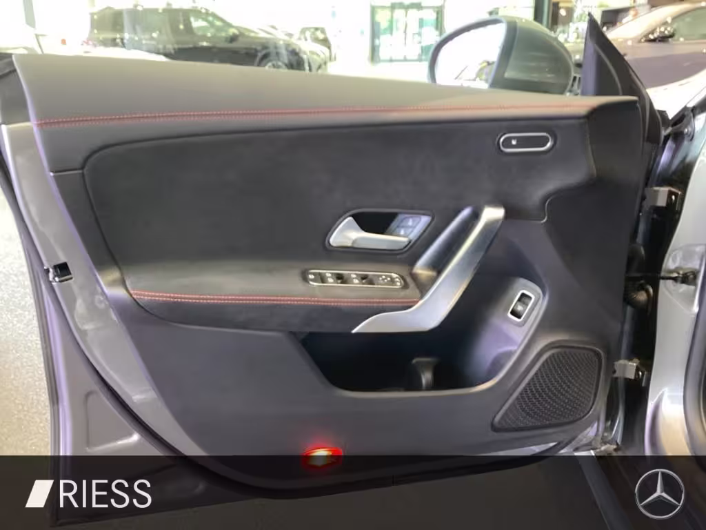 Mercedes-Benz CLA 200 Cp AMG ADVANCED+ PREMIUM NAVI RFK KEYLES CLA 200 - Bild 8