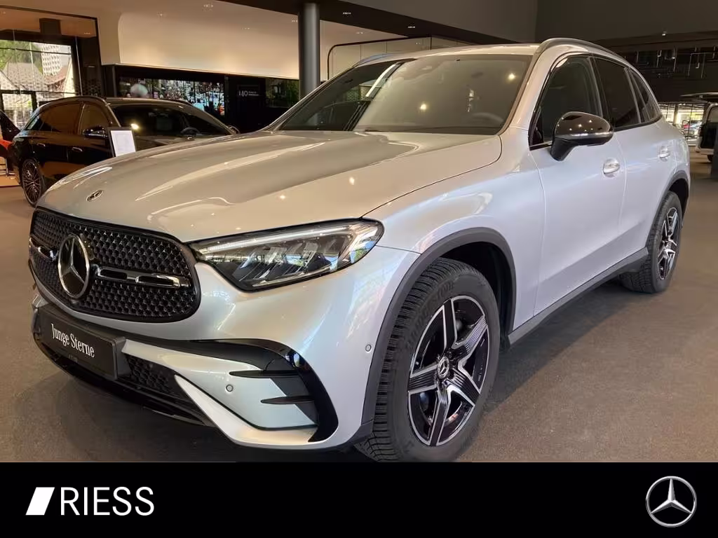 Mercedes-Benz GLC 220 d 4M AMG+AHK+LED+Distronic+Night+Ambient